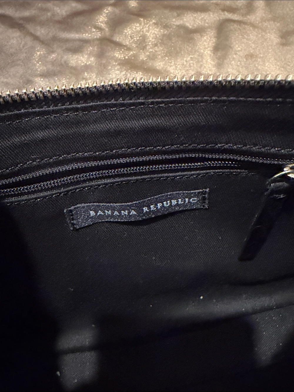 Banana Republic Black Leather Croc Baguette Convertible Wristlet/Shoulder Bag - Picture 6 of 8